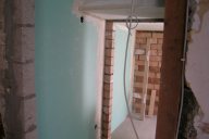 Die neuen Toilettenräume sind bereit zum Verfliesen