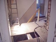 EG-Decke u. Bodentreppe abgerissen